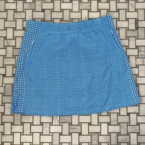 Cute skort by J McLaughlin. Size Medium Excellent condition!